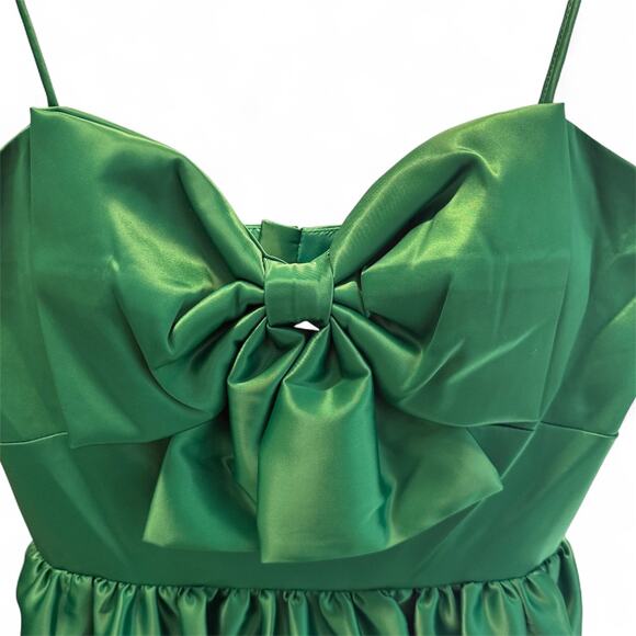 Mac Duggal 49616 Mini Green Christmas Bow Bubble Dress Size 6 NWT - Picture 5 of 9